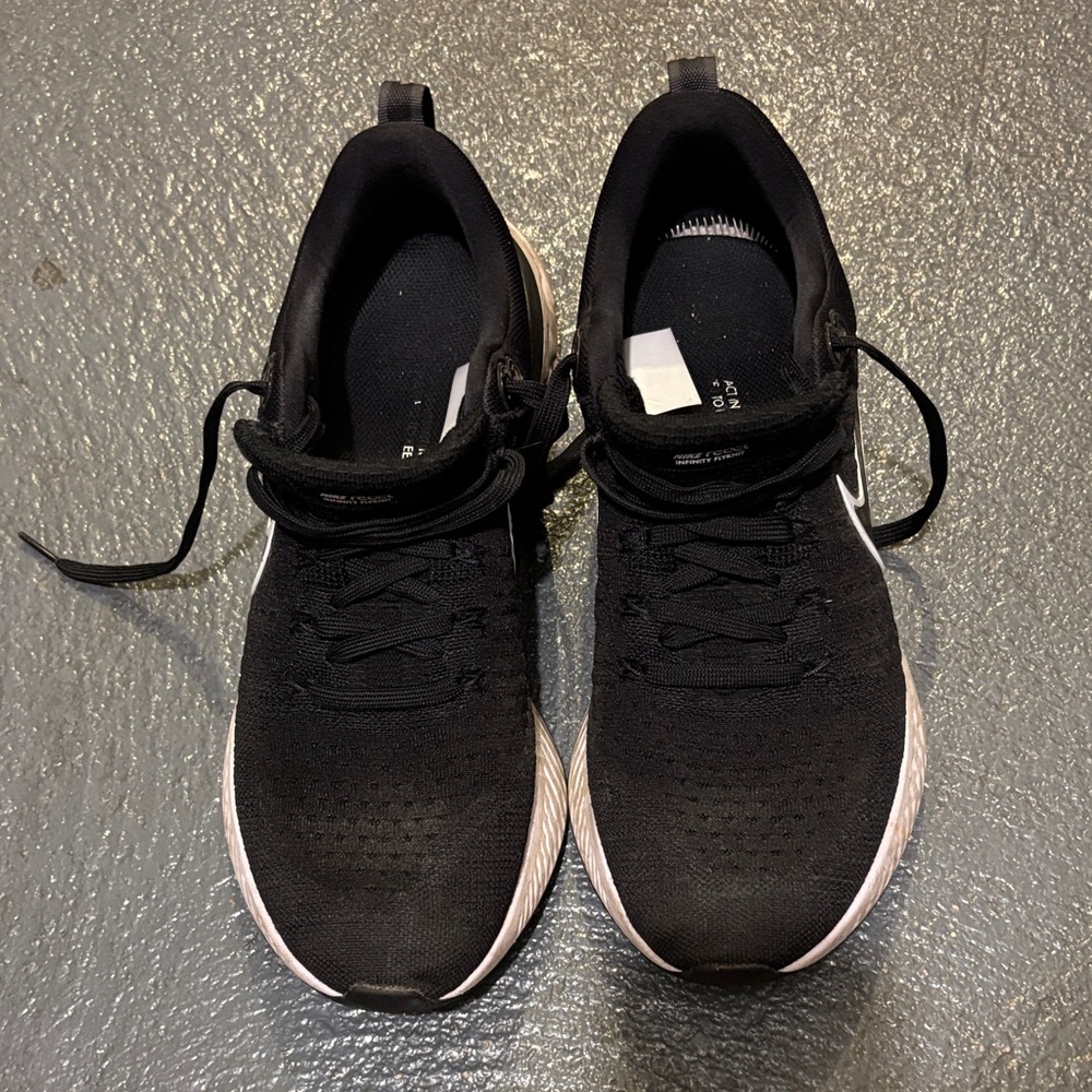 Nike Men's React Infinity Black Sneakers with White Soles